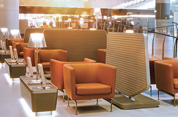 Image of Qatar Airways Al Mourjan Business Class Lounge