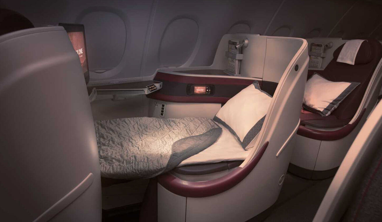 Image of Qatar Airways Airbus 380 business class seat lie flat