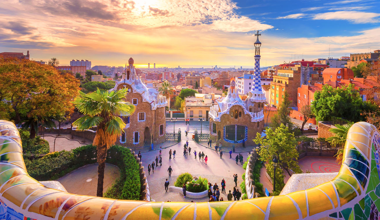 Uncover world-class attractions
